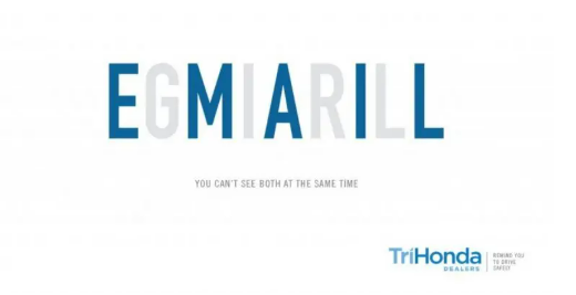 Chữ chồng lên nhau tượng trưng cho sự mất tập trung khi dùng điện thoại lúc lái xe. (Nguồn: Penji)